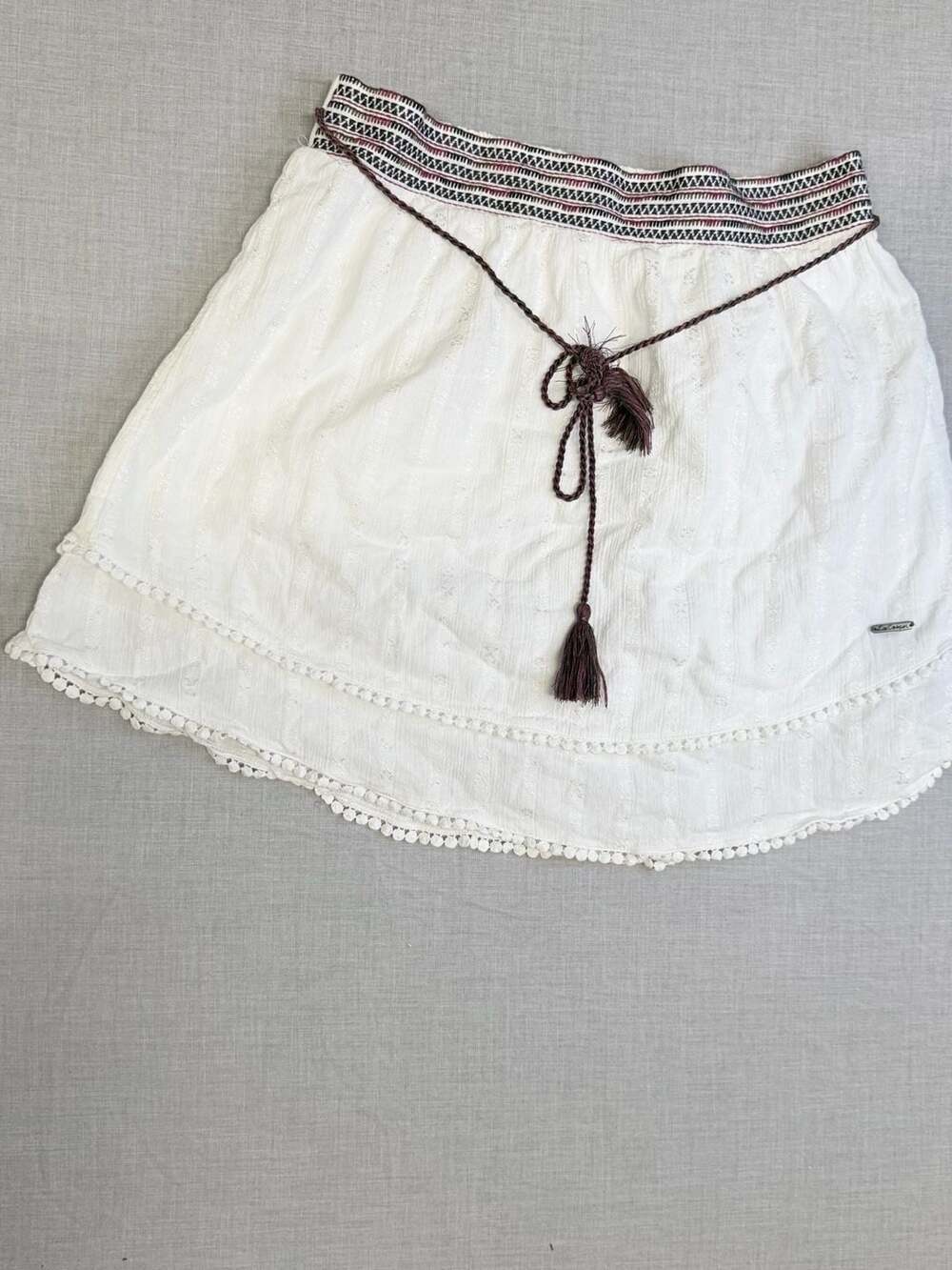 Lee Cooper White Boho Mini Skirt with Embroidered Waistband and Tassel Belt - Picture 2 of 5